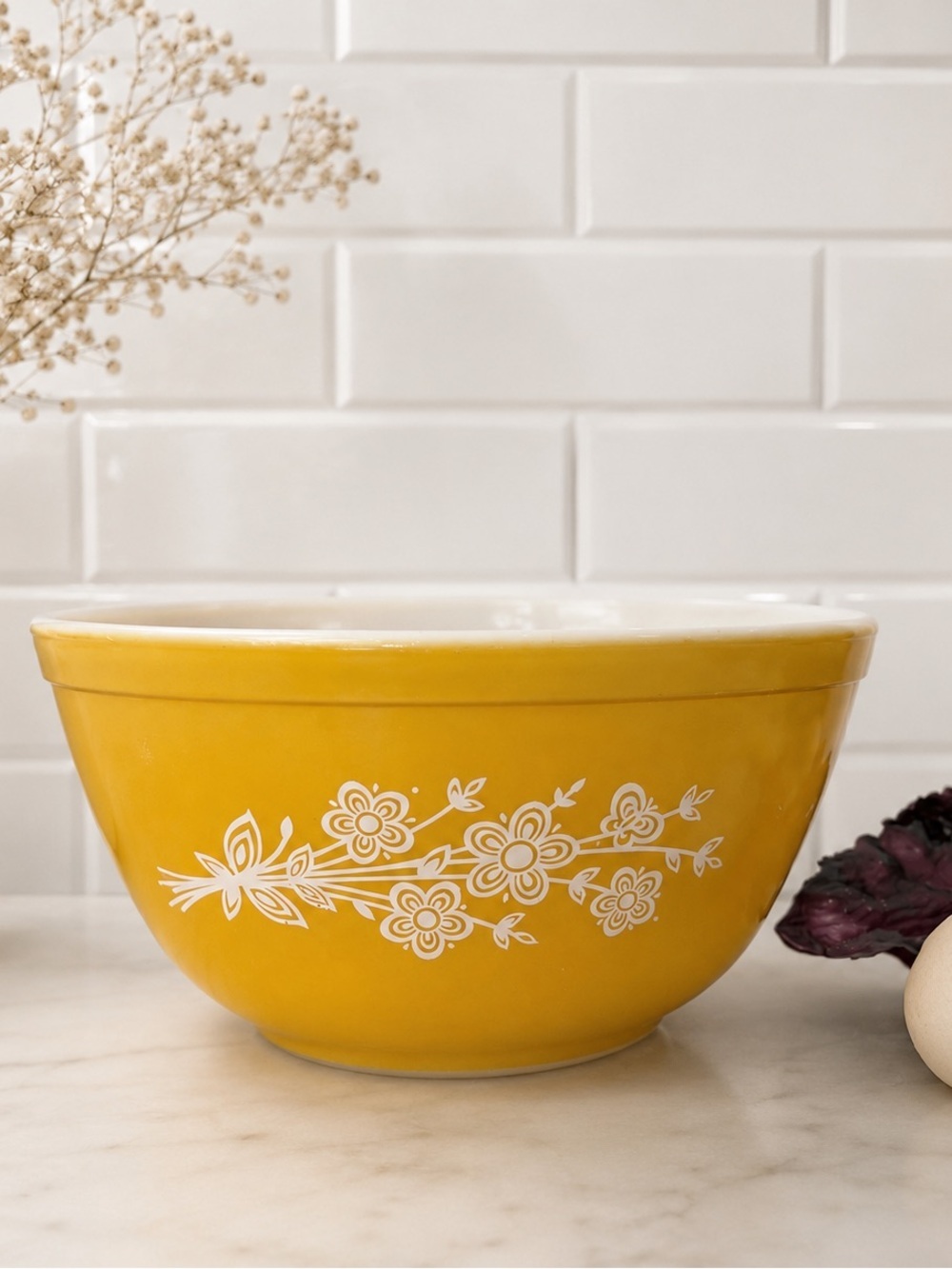 PYREX Yellow Butterfly Gold Mixing Bowl 402